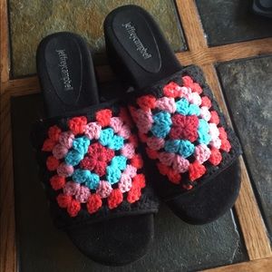NWOT Jeffrey Campbell Knit Crochet Platform Slides